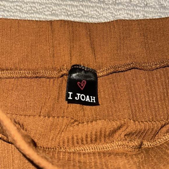 I Joah Side Slit Ribbed High Waist Midi Length Bodycon Skirt Camel/Tan/Brown (S) - Picture 3 of 3